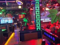 -路边边地标烧烤·川菜·小龙虾·音乐酒馆(良乡长虹店)