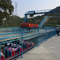 -窦王岭景区游乐场