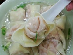 -珊珊小笼馆(仙霞路店)