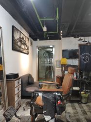 -纯剪男士理发馆·烫染专业店