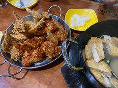 -BHC炸鸡(明洞总店)