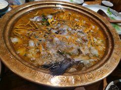 -老滇山寨•云南特色菜•地方菜•民族风情歌舞表演(金碧店)