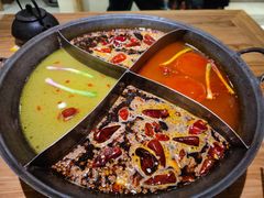 -白乐天毛肚火锅馆(解放碑店)