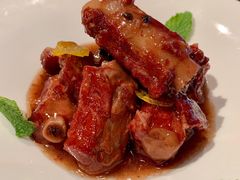 柑橘风味糖醋排骨-RIVIERA 松鹤楼(外滩店)