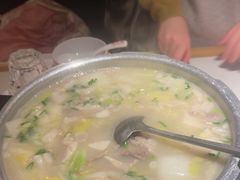 -杨氏青龙虾·羊蝎子(托乐嘉店)