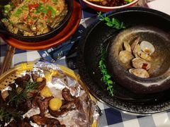 -雪熊哈尔滨烧烤·精酿啤酒·砂锅(中央胜境店)