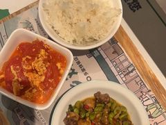 -老乡鸡(上海白玉兰广场店)