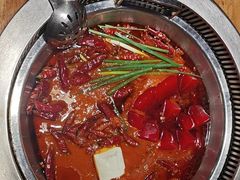 -城墙拐拐火锅(三峡广场黑金冠店)