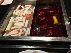 -百年川椒重庆老火锅(光谷店)