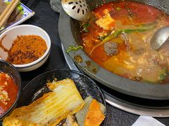 -灶知轩湘西石锅鱼(万佳广场店)