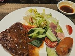 -大中华希尔顿酒店-念自助餐·嗨啤·小龙虾