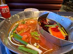 -由衷贵州酸汤牛肉火锅(新桥店)