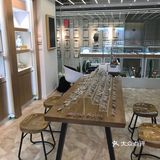 我试戴了N多款，感觉都好喜欢，唉！选择困难症又犯了