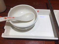 -虹泥小厨(南国花园总店)