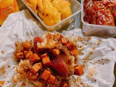 糯米饭加腊肠-权记骨粥