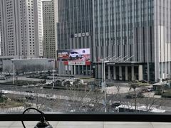 -香格里拉鱼跃地中海西餐厅·牛排披萨