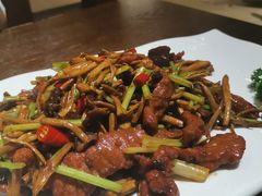 茶树菇炒牛柳-粗茶淡饭•陕菜•家常菜