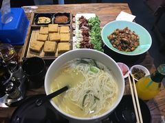 香草粒粒鸡-茶花妹子云南餐厅(北大店)