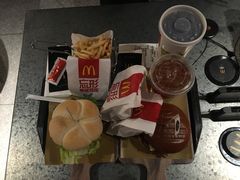 -麦当劳(新王府井店)
