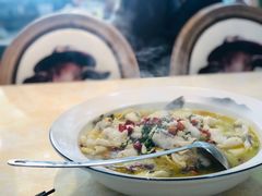 -魏铭鱼头捞饭(晋阳路店)