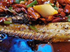 -鸣记脆皮烤鱼·海鲜烤鱼(三八广场店)