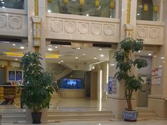 -碧中海汤泉汗蒸酒店