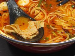 -小蛮椒麻辣烫·麻辣拌(青浦宝龙店)