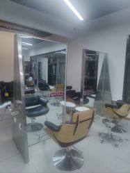 -优加东京秀烫染SALON