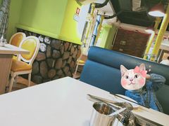 大堂-爱客得牛排海鲜烤肉·火锅自助(春熙路黑金好店)