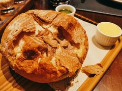 餐前面包-恰餐厅及酒吧 CHAR Bar & Grill (北京丽都皇冠假日店)