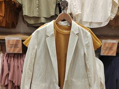 -优衣库(太原龙湖万达广场店)