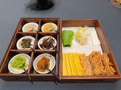 -鲁采LU STYLE(新天地店)