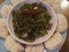 椒蒿肉丝荷叶饼-胖老汉椒麻鸡清真新疆菜(西御街店)