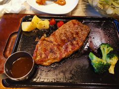 -必胜客(大坪英利店)