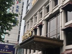 -温莎KTV(珠江路店)
