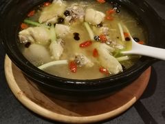 慢炖高山土鸡煲-羡餐厅