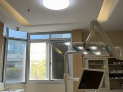 -上海仁爱医院口腔科 · 种植