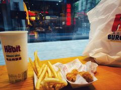 -The Habit Burger Grill 哈比特汉堡(复兴soho店)
