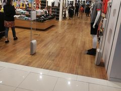 -优衣库(上海虹口龙之梦店)