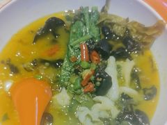 -小六鱼你.下饭酸菜鱼(益田假日广场店)