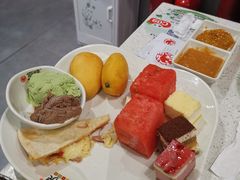 -佰烧海鲜烤肉火锅自助(世茂国际广场店)