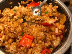 当红小炒肉石锅饭-新白鹿餐厅(金鹰新街口店)