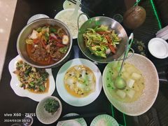 -醉美云南·云南菜主题餐厅(昆明站北京路双龙商场店)
