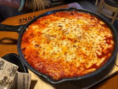 -BHC炸鸡(明洞总店)