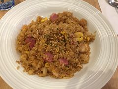 -必胜客(WOW中心城店)