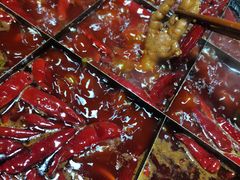 -正南齊北重庆老火锅(光华村直营店)