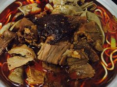 -薛记襄阳香辣牛肉面(平安路店)