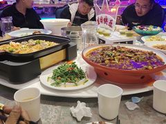 -巴特餐饮6加1音乐餐吧·新疆菜