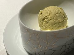 自制冰淇凌-荣轩(新荣记环球金融中心店)