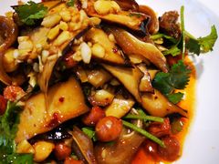 -费大厨辣椒炒肉(万家丽一店)